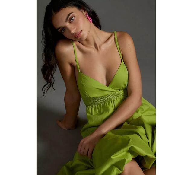 New By Anthropologie V-Neck Tiered Bubble-Hem Midi Dress $170 LARGE Green - Picture 3 of 8